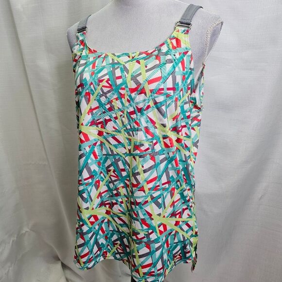 Bolle Geometric Athletic Performance Tank Top Size XL - Picture 3 of 9